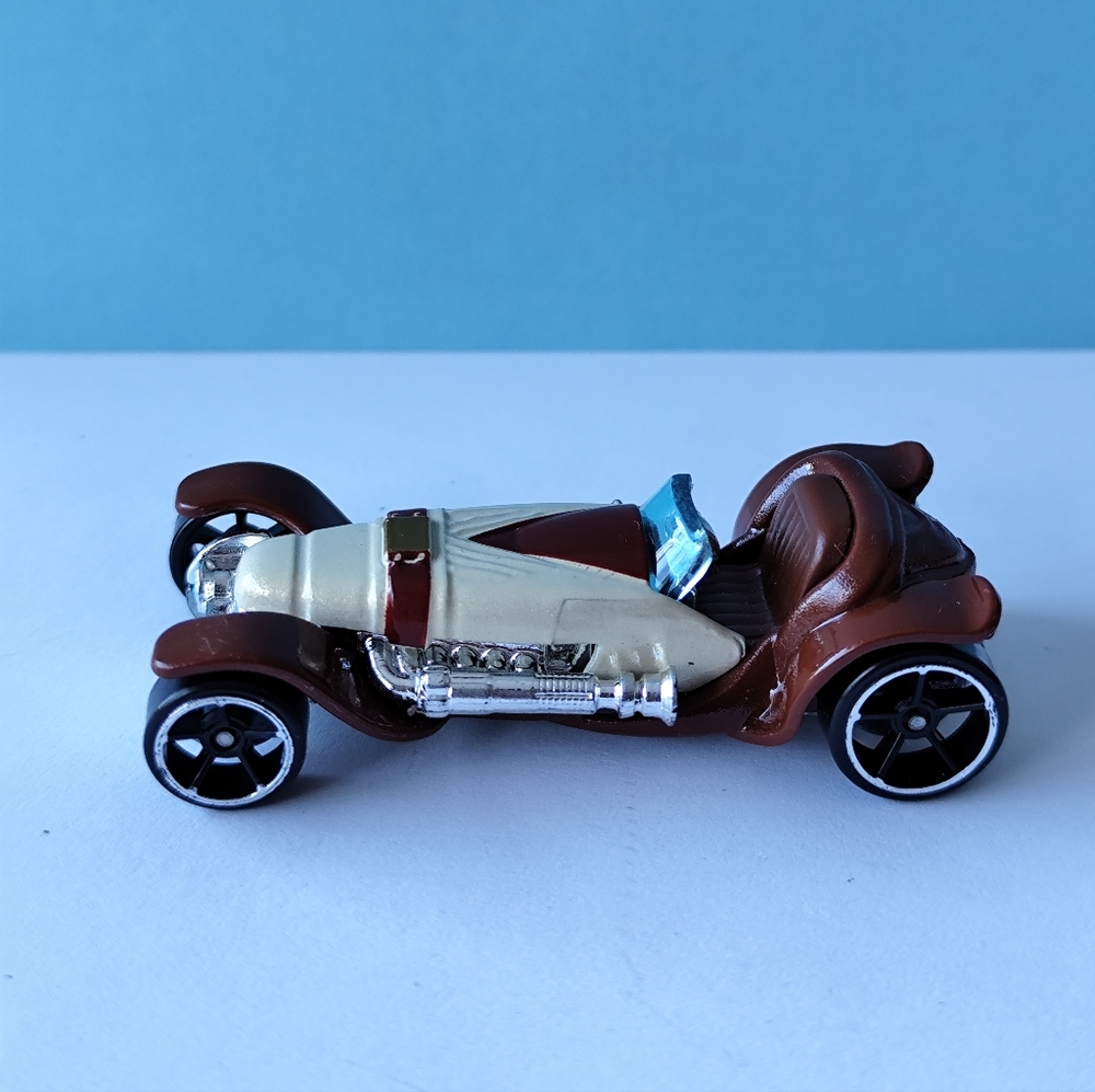 4/$20💥2015 Character Cars Star Wars #22 Obi-Wan Kenobi